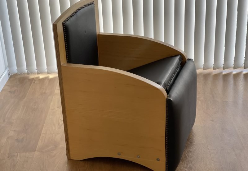 a - wunda chair